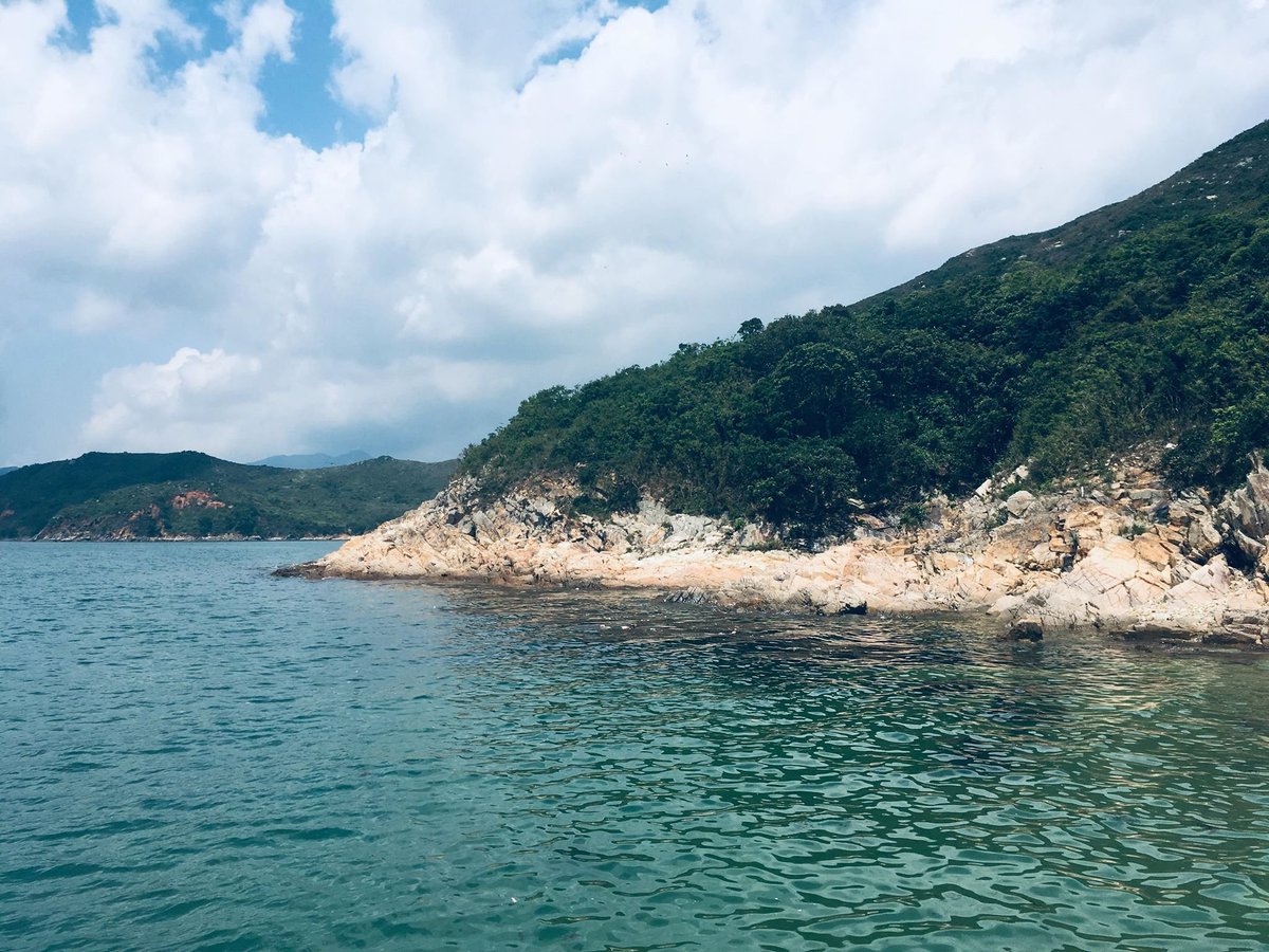 ljfalkenberg's tweet photo. We are looking for PhD candidates to work with us on marine global change biology in beautiful Hong Kong. If interested, please contact me to find out more. Details here: https://t.co/bKNWB1aVMu https://t.co/DAbFnLvHYd