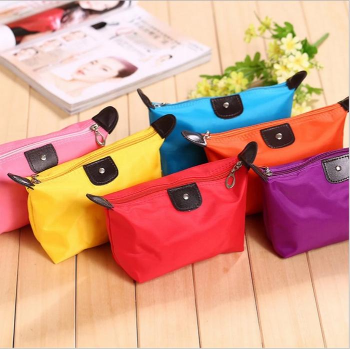 Lileamstore's tweet photo. La trousse pour femme : une idée cadeau infaillible !
https://t.co/gSvyFMfYMr
#trousse #troussefemme #troussefemmes #accessoires #trousserangement #troussederangement #troussemauillage #accessoiresac #accessoiresacamain #accessoiredemode #accessoiresdemode #femme #mode #modefemme https://t.co/Tylvz4MhlD