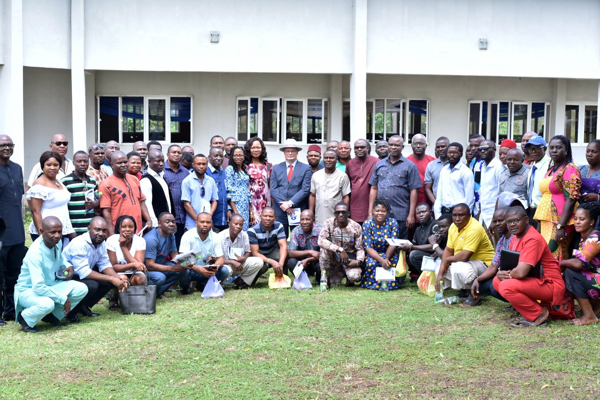 crirsng's tweet photo. Highlights from the Ugep Town Hall Meeting organized by CRIRS with support from SLOGOR for the Sensitization and Enlightenment of TaxPayers for Voluntary Tax Compliance.

Date: 19th September, 2019.
#crirs #irs #jtb #slogor #ugep #tax #europeanunion #crossriver #worldbank https://t.co/bCmNIKEyFe