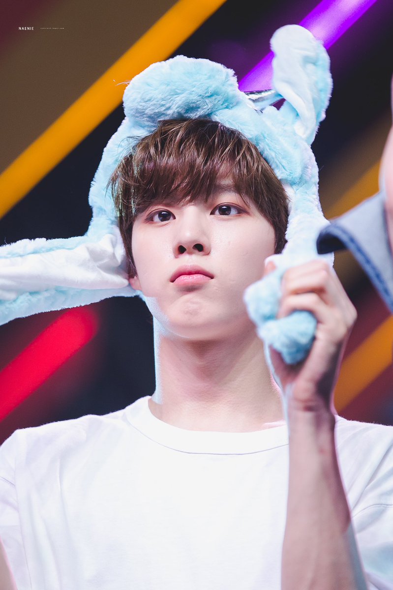 Naenie_N2's tweet photo. [HQ] 190929 น่ารักจังเลยน้องยูนิคอน🦄#김우석 #우석 #kimwooseok #엑스원 #X1 #엑스원
#KCON2019THAILAND  #KCON19TH https://t.co/HovYvIAkgT