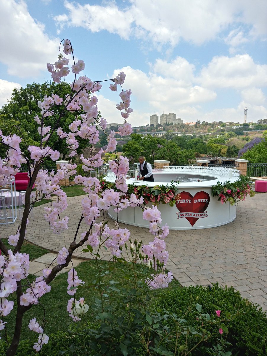 TVwithThinus's tweet photo. The #FirstDatesSA press screening will be followed by @BBCSouthAfrica's Spring 2019 #BBCSAUpfront presentation - and I already got a sneak peek at the pretty in pink spring blossoms. https://t.co/ifDvldKAZj