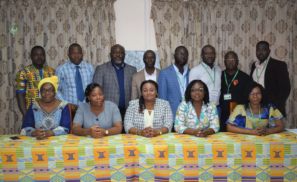 Prise de fonction de Madame Noélie KOEVI-KOUDAM, nouvelle Directrice Exécutive de l'ATBEF. c'est le mardi 1er octobre 2019 en présence de la Présidente Nationale de l'ATBEF et des membres du Comité de Direction.
L'ATBEF, pour une vie meilleure !
<a href="/IPPFAR/">IPPFAR</a> <a href="/Faida_juliette/">Nsensele Faida Julie</a>