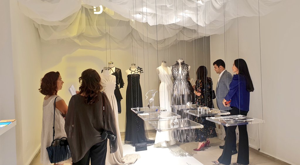 ZainJo's tweet image. جانب من أعمال المصممين في الأردن بالاضافة الى الأعمال الحرفية، ضمن تحضيرات الاطلاق الرسمي ل أسبوع عمّان للتصميم في هنجر راس العين تحت عنوان &quot;احتمالات&quot;.
#أسبوع_عمّان_للتصميم
#ADW2019
#AmmanDesignWeek #Amman #Jordan