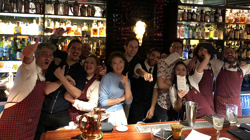 DiegoCabreraBar's tweet photo. Cómo lo pasamos en el Guest Bartending de #HopeAndSesame que tuvimos en #SalmonGuru 😀👌 https://t.co/zhd2EnJpow
