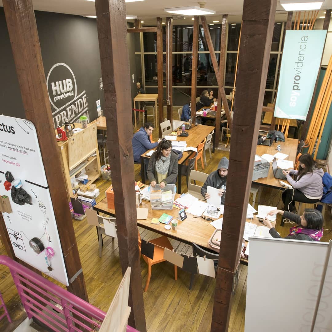 hubprovidencia's tweet image. #Coworks | El horario de atención de nuestro cowork gratuito y municipal de @Muni_provi es de Lunes a Viernes de 09:00 a 21:00 horas y Sábados de 11:00 a 19:00 horas. ⁣Estamos en #ManuelMontt101 y #Constitución85. Te esperamos!