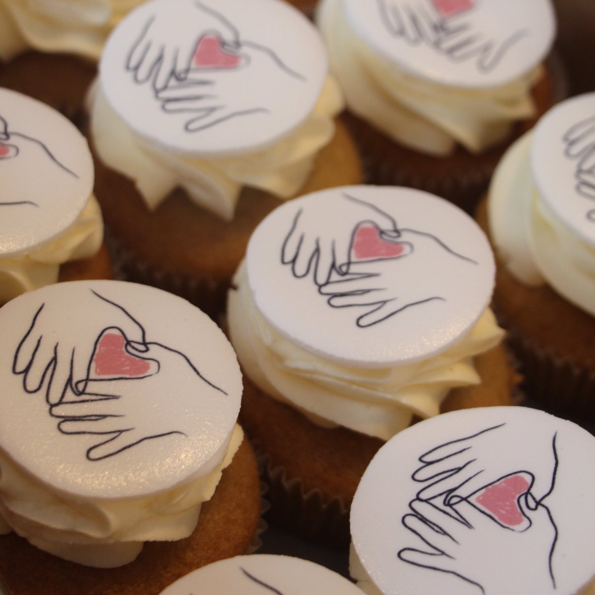 Hamps_Theatre's tweet photo. We are LOVING the cupcakes for tonight! 

Break a leg to the brilliant #HTEither team for Press Night - We. Can't. Wait.🙌❤️☘️

If you haven't booked for Ruby Thomas' funny, playful &amp; intimate debut play, what are you waiting for?! Tickets from £12👇
https://t.co/p7gAJE5Wdm https://t.co/vt3Ken41FP
