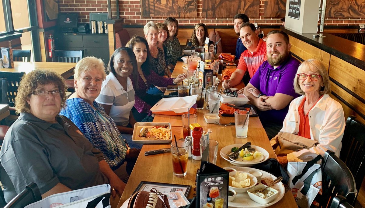 One of the best days for sure, CELEBRATING our Top Cashiers with lunch &amp; some swag!! 👏👏 Thank you for all you do each day!! ⁦@GardnerD187⁩ ⁦<a href="/PiquaPete/">Piqua Pete</a>⁩ <a href="/athornton0412/">Anthony Thornton</a>