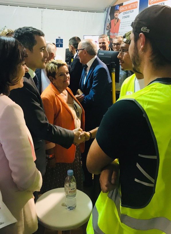 GDarmanin's tweet photo. 📍Rencontre avec les entrepreneurs et les acteurs du secteur des travaux publics français. 🇫🇷
👉 Les travaux publics et le BTP constituent un secteur essentiel pour notre économie.
#PopUpTP https://t.co/rajoXEkYgZ