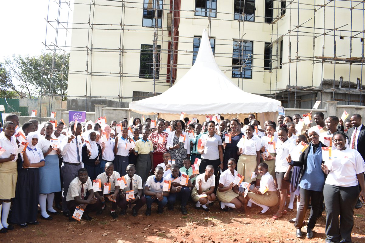 ug_lawsociety's tweet photo. A group photo to sum it all up.πΈ
#ROLClubsSymposium #RuleofLawWeek
@unwomenuganda @unwomenafrica @UNinUganda @EUinUG @GlobalSpotlight https://t.co/diTiYp49Wz