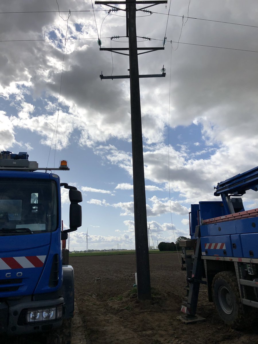 CopinAlain's tweet image. Prolongation de vie des ouvrages à  Languevoisin-Quiquery, Base Opérationnelle d’Amiens avec les collègues de St Quentin @enedis_picardie