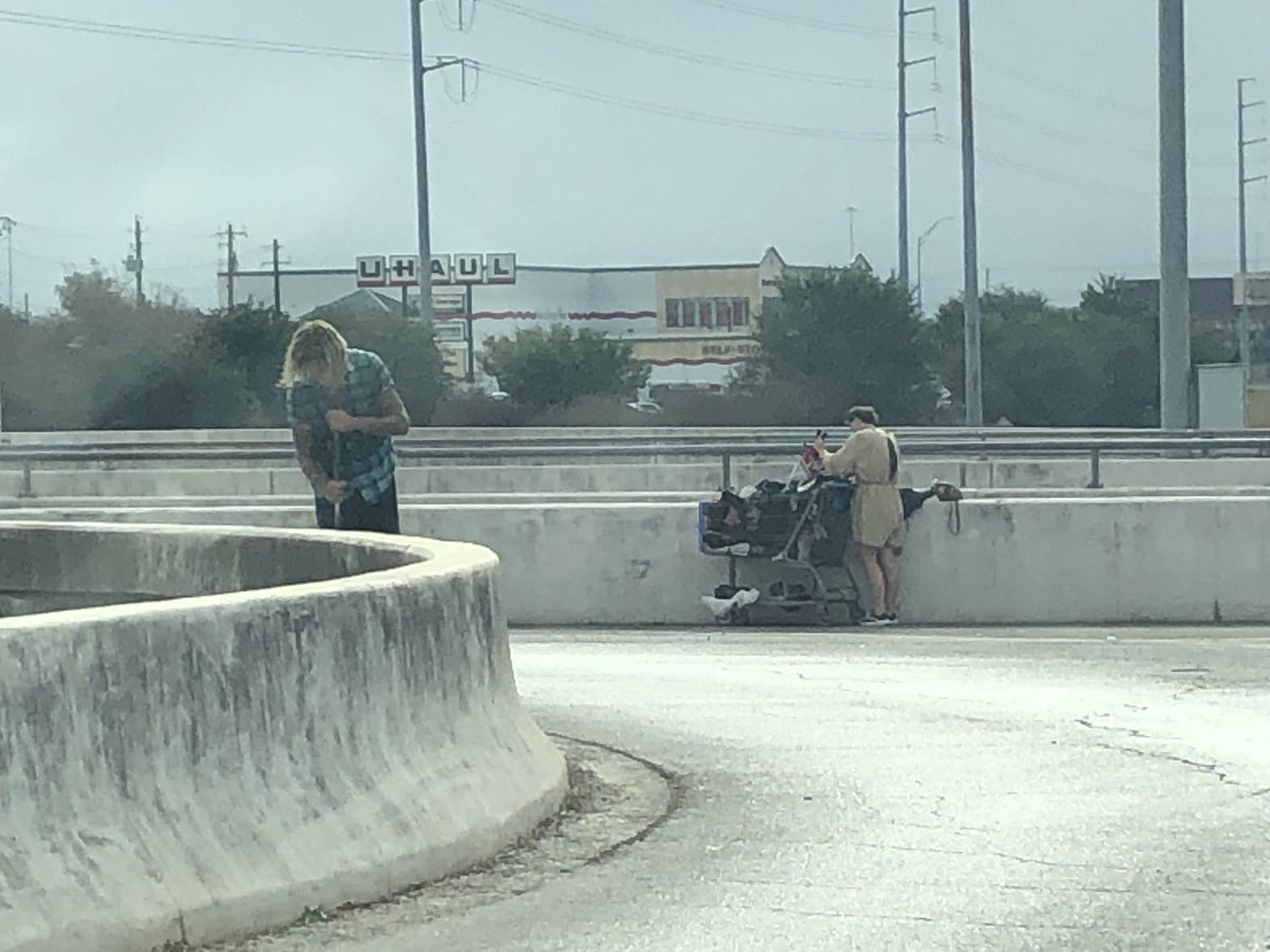 EdEspinoza's tweet image. The off ramp at 290/Congress was spotless this morning, these two appear to have cleaned it up. The trash was clear and he had moved on to sweeping up leaves. People who are down on their luck still care about our city. #austin #austinhomeless #ATX @KVUE @fox7austin @KXAN_News