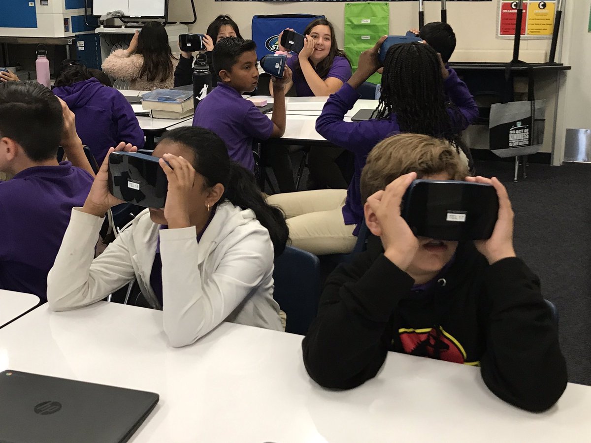 teletitan's tweet photo. Mr. Gass’s Fighting Irish #exploringcollege with Google Expeditions and VR goggles. #CollegeReady #love4tech #WeAreRUSD @rusdkids @RowlandSchools @noexcusesu #alittledizzy https://t.co/eahUd3PHpE