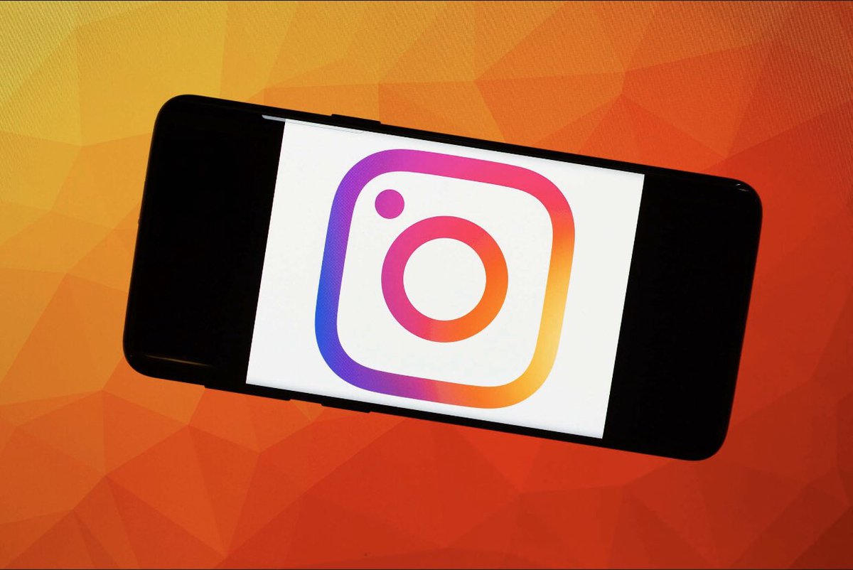 CodingColossus's tweet photo. Instagram releases restrict feature to help stop bullying. https://t.co/Wk1uF883Mm https://t.co/q9x4RUaqSE