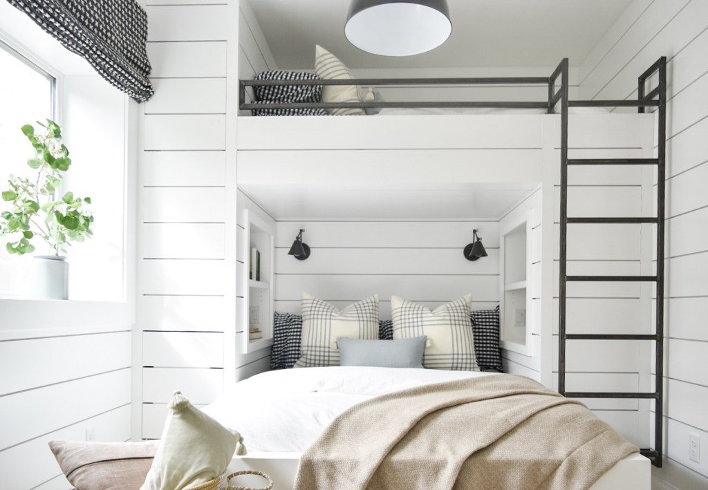 byKtSullivan's tweet photo. Get Your Guest Room Ready ( + A Really Good Sale) https://t.co/w5qvsdSvnw https://t.co/Te6WXkAXIW
