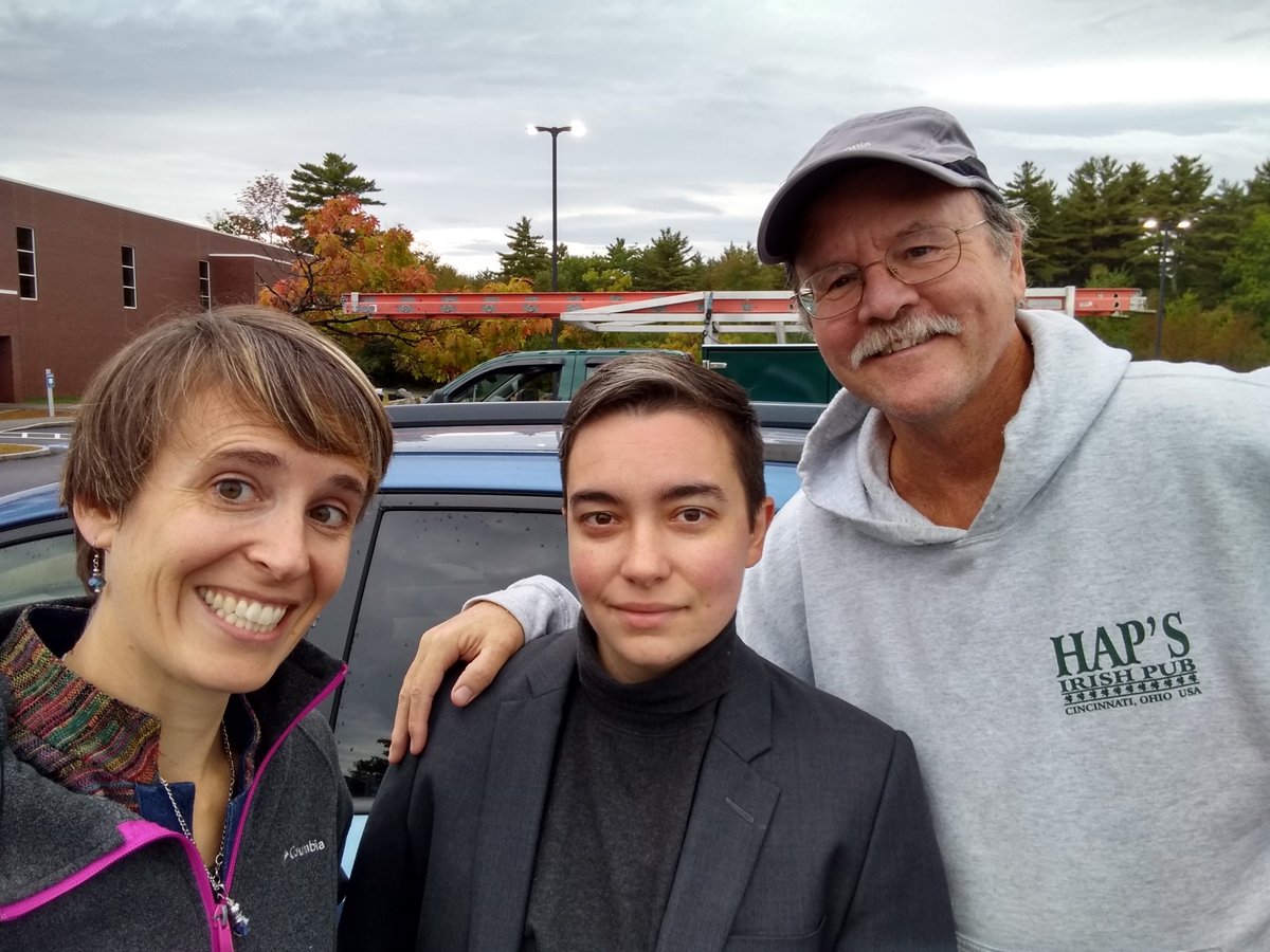 Dr_Lesher's tweet photo. It's #campussustainabilitymonth @SaintJosephsME! My 3 day/wk Portland carpool is so fun, and over a year, my back of the envelope calculations show we're preventing about 2500 lbs of CO2 from entering the atm, and we're each saving about $125 on gas! #SJCME https://t.co/StvsMgSCYT
