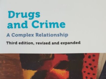 policelibrary's tweet photo. #bookoftheweek looks at the links between drugs and crime. https://t.co/KLc6JwhGtL #exploreNPL https://t.co/2rC6UvRMpm