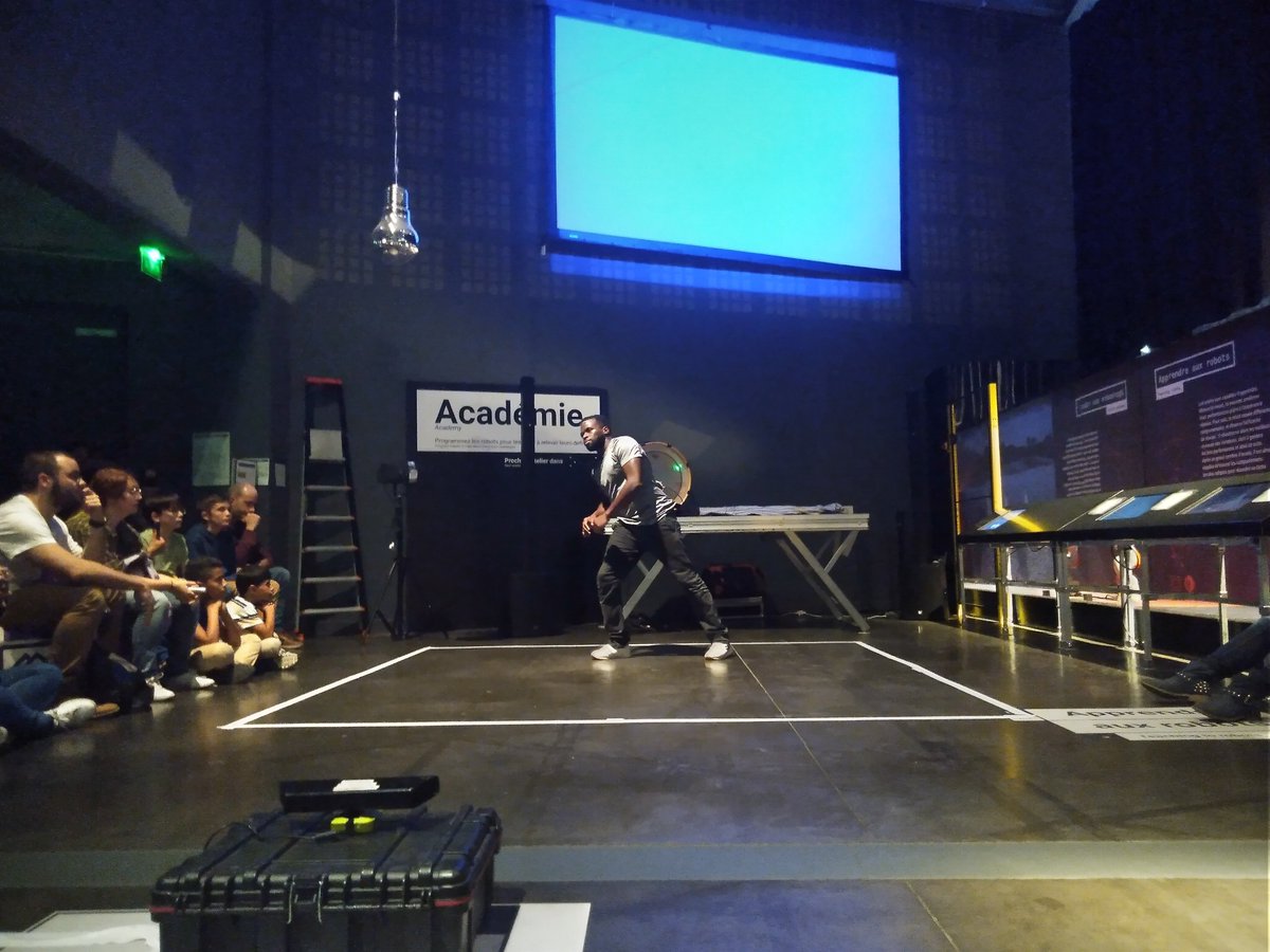 capsciences's tweet photo. [SOIRÉE MACHINAL] MERCIIII à tous d'être venus hier soir pour ce moment unique de croisement entre l’artiste et le robot 🙌 Retour en images sur cette soirée des #Campulsations 2019 !
On remercie également l'ensemble de nos partenaires ♥️
A l'année prochaine ! https://t.co/GpSE0ieBPu