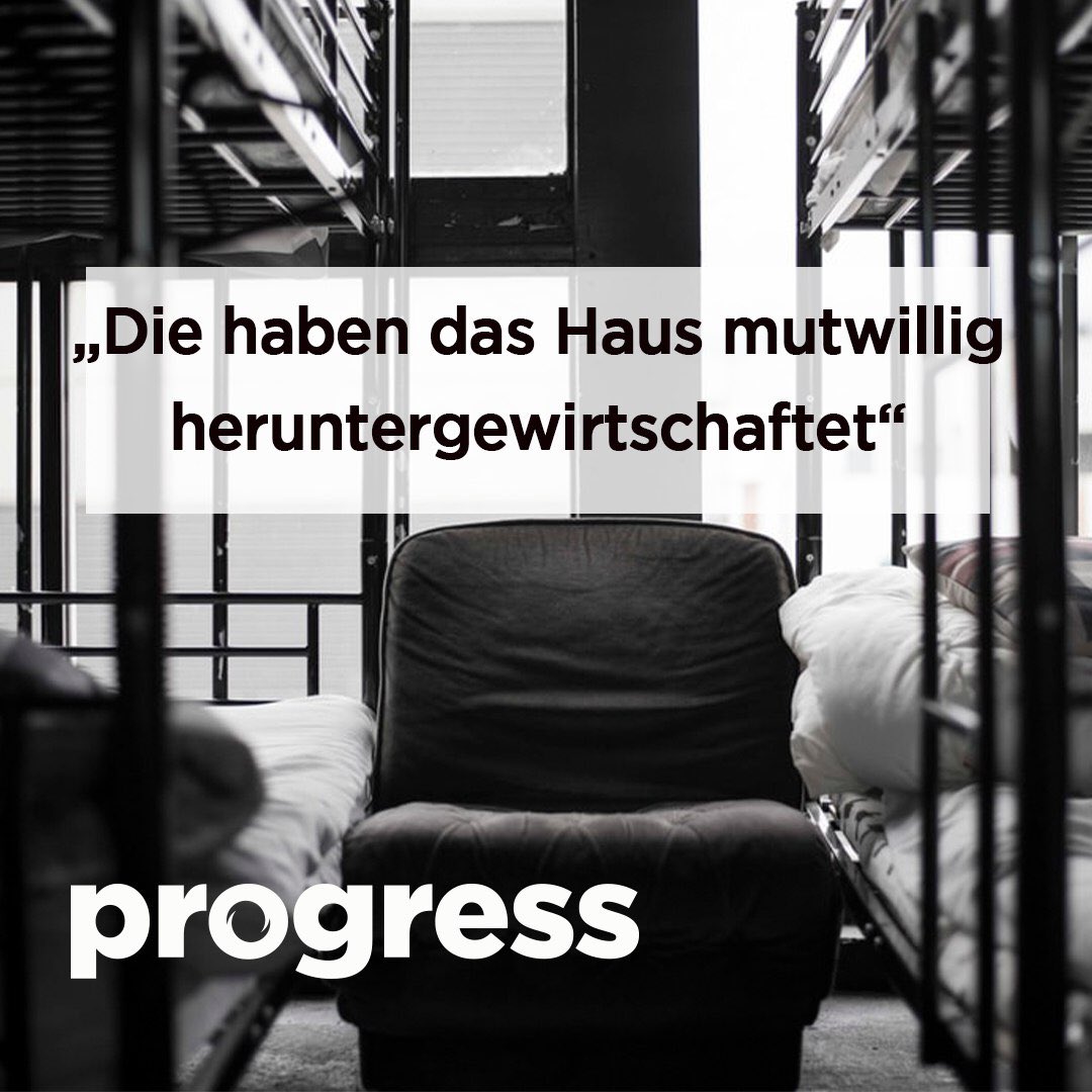 ProgressMagazin's tweet photo. „Die haben das Haus mutwillig heruntergewirtschaftet.“ 
Ein Artikel von Elisabeth Mittendorfer und Barbara Wakolbinger über die Streichung der Förderung für Studierendenwohnheime und zu welchen gravierenden Maßnahmen die BetreiberInnen dies gezwungen hat. https://t.co/LknocKxGRB https://t.co/zxyjE9bJ4D
