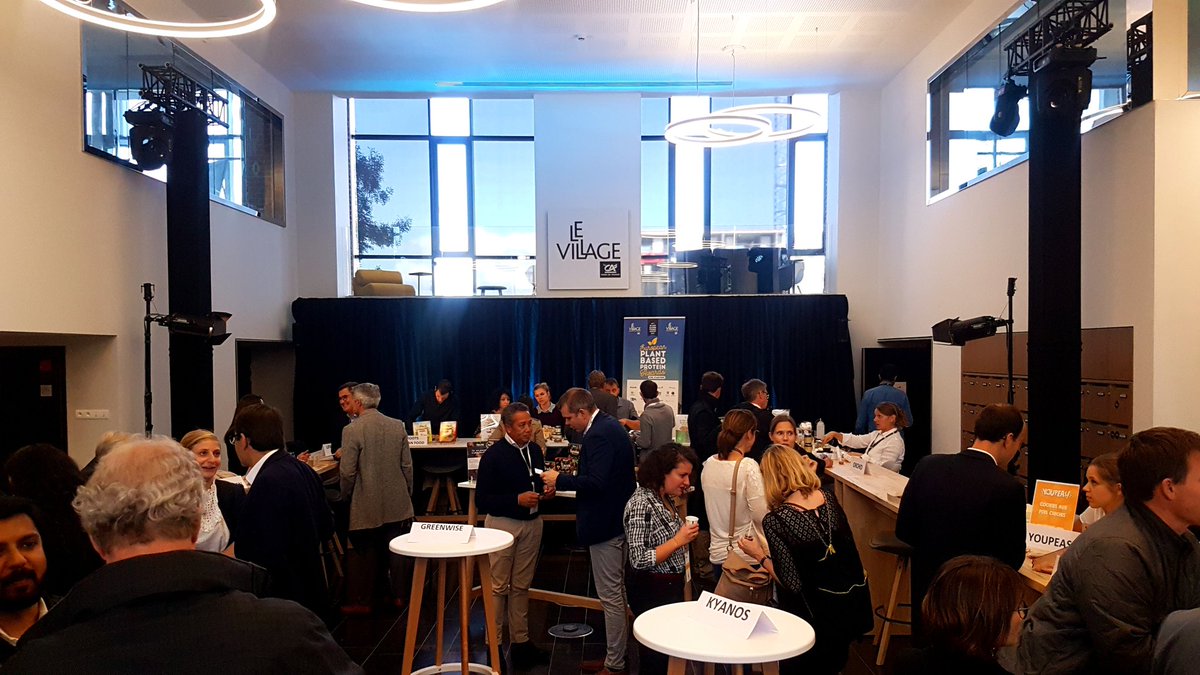 Villagebyca_NdF's tweet photo. FORUM START-UP 🚀
25 start-up dont les finalistes des #PlantBasedAwards sont en place pour 2h30 de démos, dégustations et rencontres 👍
#ForumStartup #Networking #PlantBased #Innovation #FutureOfFood https://t.co/2XYMDYbmFo