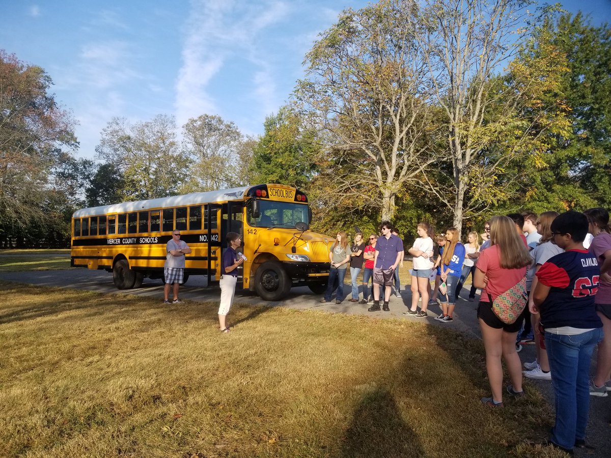 Laurie Mays (@lauriemaysky) on Twitter photo Nancy Stephens of <a href="/PinOakStud/">Pin Oak Stud</a> welcomes <a href="/MCHSGoldenEagle/">Mercer County HS</a> students through the #Bus2Biz program!
@KyWorkforce
<a href="/JAGkentucky/">Jobs for Kentucky's Graduates</a> Nancy Stephens of <a href="/PinOakStud/">Pin Oak Stud</a> welcomes <a href="/MCHSGoldenEagle/">Mercer County HS</a> students through the #Bus2Biz program!
@KyWorkforce
<a href="/JAGkentucky/">Jobs for Kentucky's Graduates</a>