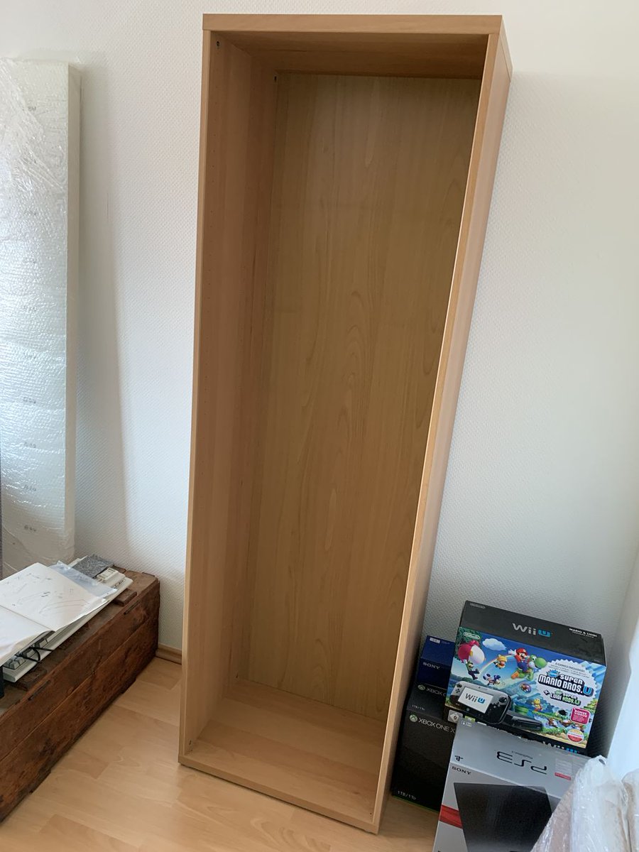 PlayStefan_One's tweet photo. Let’s start to build the „Retro Schrein🤓“! Studio Upgrades gehen endlich weiter, Urlaub sei Dank! 😎 Ich freu mir en Ast🤪 #REDcave #REDfaischt #Creator #Nerd #Gamer #YouTuber #Studio #Retro #Nintendo #Sony #Microsoft #IKEA #BESTA #RöhrenTV #GermanMediaRT https://t.co/26RX7GCsik