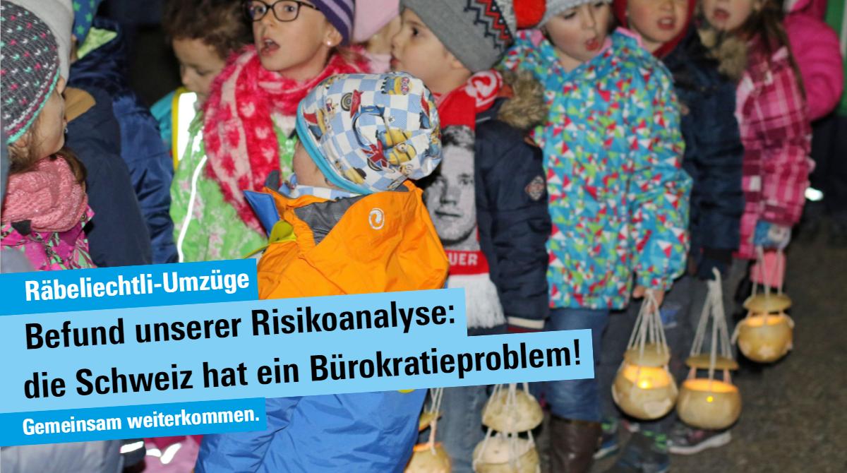 Selbstverständlich braucht es für einen Räbeliechtli-Umzug eine Risikoanalyse: Könnte ja sein, dass ein Kinderwagen kaputtgeht, es zu wenig Schoggibrötli gibt oder es zu einem Meteoriteneinschlag kommt. Für einen bürokratiefreien Umzug: FDP wählen.
▶️nzz.ch/zuerich/raebel…