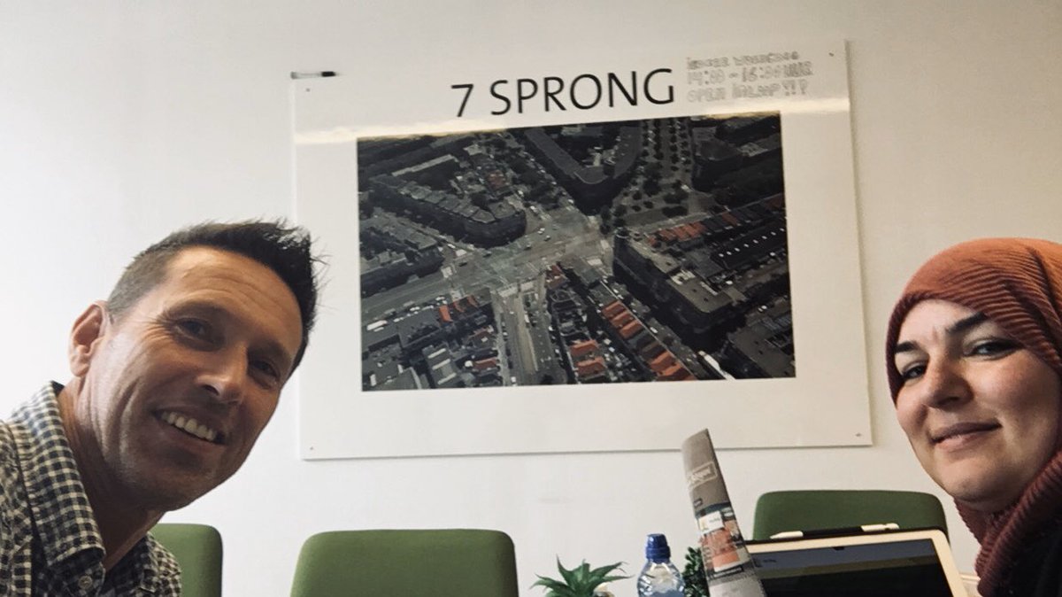 7_sprong's tweet photo. Samen met collega @KarimaSahla aanwezig rond de #7Sprong. Zojuist met de 1e inloopgasten gesproken over deze boeiende kruising. @7_sprong https://t.co/BeaOwyi1EL