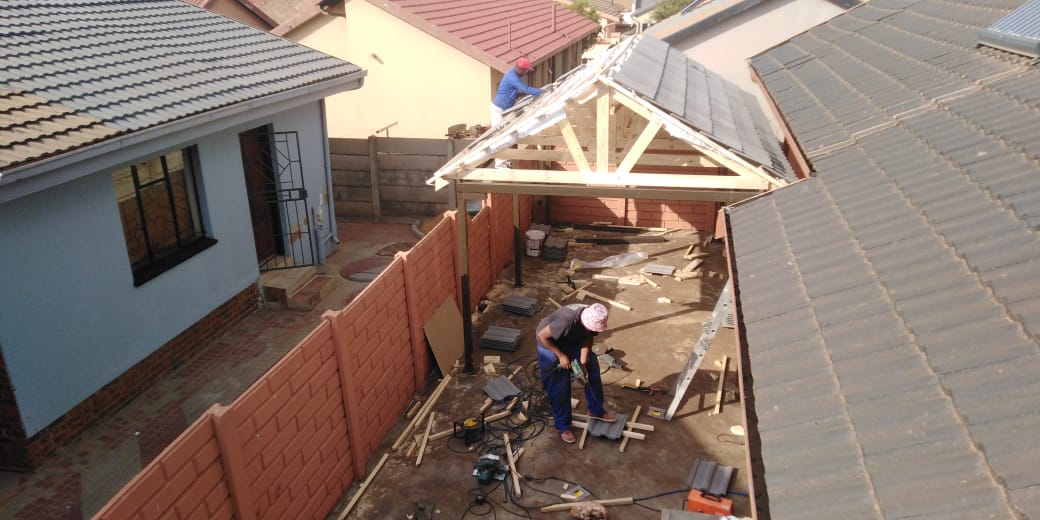 EnochLeayaSegop's tweet photo. 3 and half day Project Done in Tembisa Hospital view...

#HappyClient

3m x 5m Roof tile Carport

#ProgresticMetalWorks

Call or what's app me on 067-0200-181 or call direct on my alternative numbers 082-589-2795

We highly appreciate your support.

Thank you and God bless you https://t.co/iaXpHSPIIr