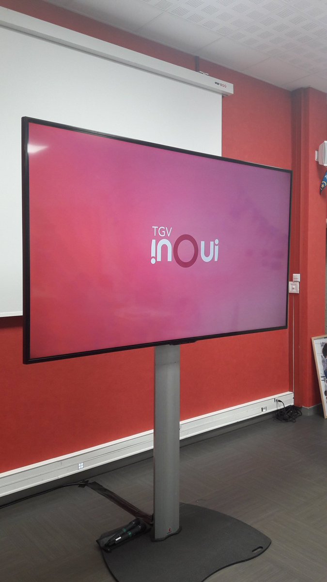 GlariaJulien's tweet photo. Bon anniversaire @TGVINOUI 🎉🎂

#TGVSUDOUEST #1AN #TeamINOUI #TeamSNCF https://t.co/jPXsfA6kSj