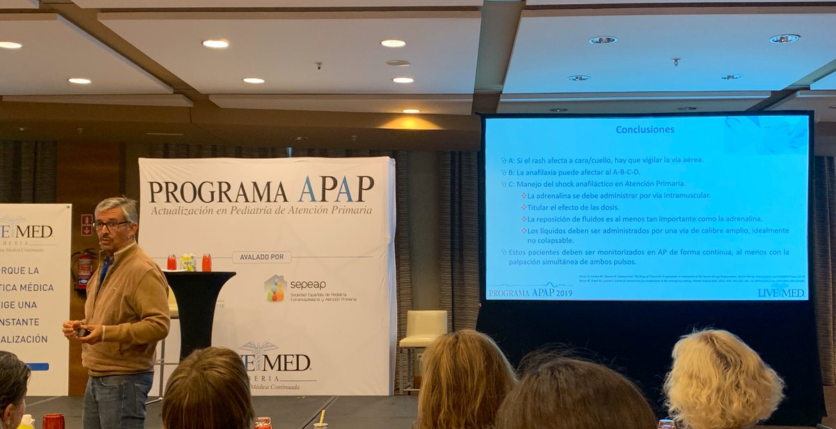 ValencianaPAp's tweet photo. Curso Actualización en Pediatría de AP: Manejo de la Anafilaxia por el Dr. Luis Sánchez Santos @SEPEAP @LivemedIberia #APAP2019 https://t.co/5sRQjmtto1