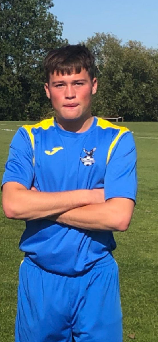 🦅⚽️Berrow’s player of the month for both August and September goes to.... 🥁🥁🥁🥁...... <a href="/benjwthomas/">Ben Thomas</a> 🙌🏻 Ben joined the club this summer. He has already scored 9 goals in 9 games. Congratulations from everyone at the club, keep up the great work and goals 🦅⚽️#PlayerOfTheMonth