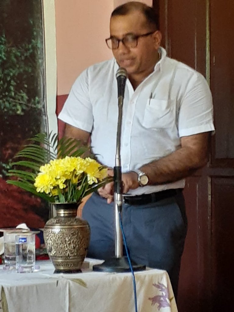 drmanojkamat's tweet photo. Feel happy to be a part of the #snehabhavsanskar initiative and launch of #clothbags by the #provedoria of the #governmentofgoa along with Hon Minister Shri Milind Naik.
#PlasticFreeIndia #elderlycare
@NSawaikar @narendramodi @DrPramodPSawant @PMOIndia @goacm @goanewshub https://t.co/ShAoUIZwSd