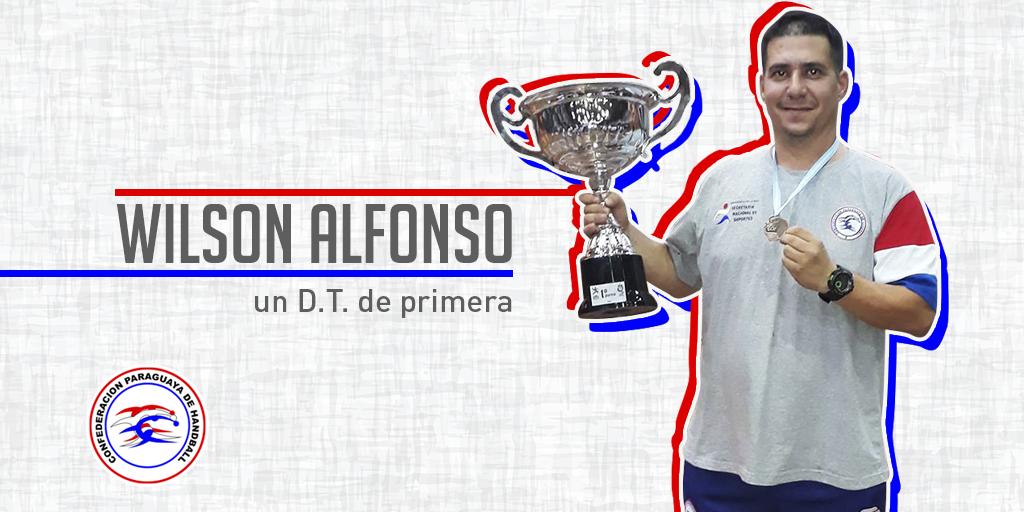 PrensaCPH's tweet photo. El profe Wilson Alfonso cuenta con una brillante trayectoria en el mundo del handball nacional, desempeñándose como D.T. de varios clubes nacionales. Actualmente es El Director Técnico del equipo paraguayo para el Sudamericano Categoría Cadete U16 a desarrollarse en Arica-Chile. https://t.co/jPTIPWJkWN