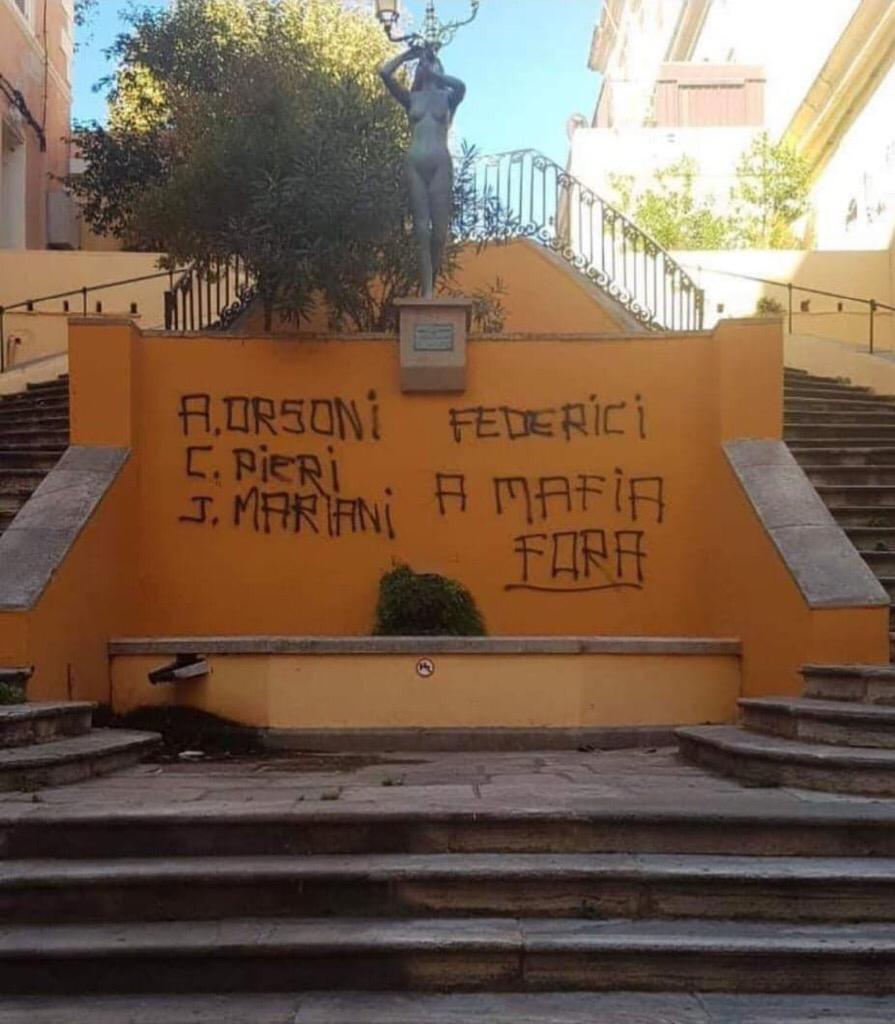 isulanabianchi's tweet photo. Sulfateuse...

Très opérationnels @Cita_Bastia quand ça dérange.

@jacfollorou 
@CrimHalt 
@paoloborrometi 
@robertosaviano 
@b_rieth https://t.co/tYwIgT8INU