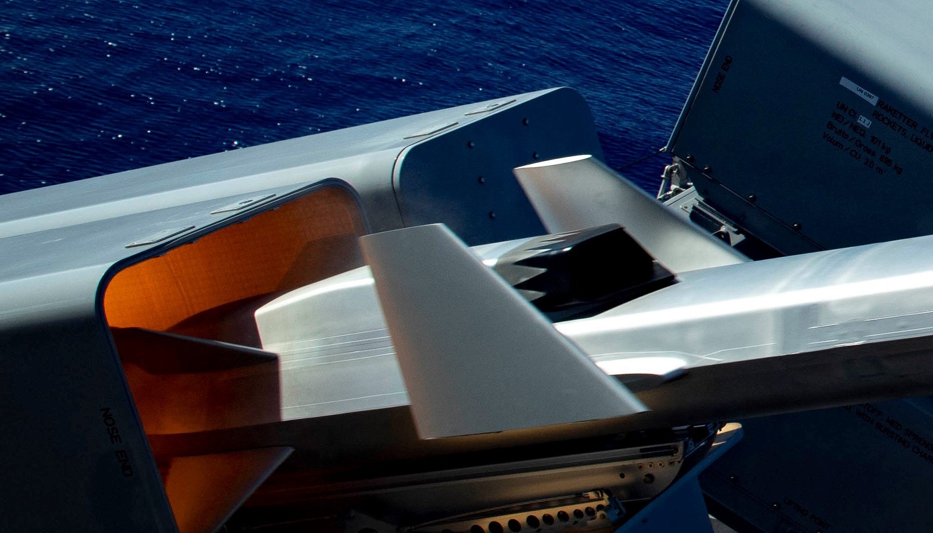 EF4Kp7rX0AYdKnP.jpg:large