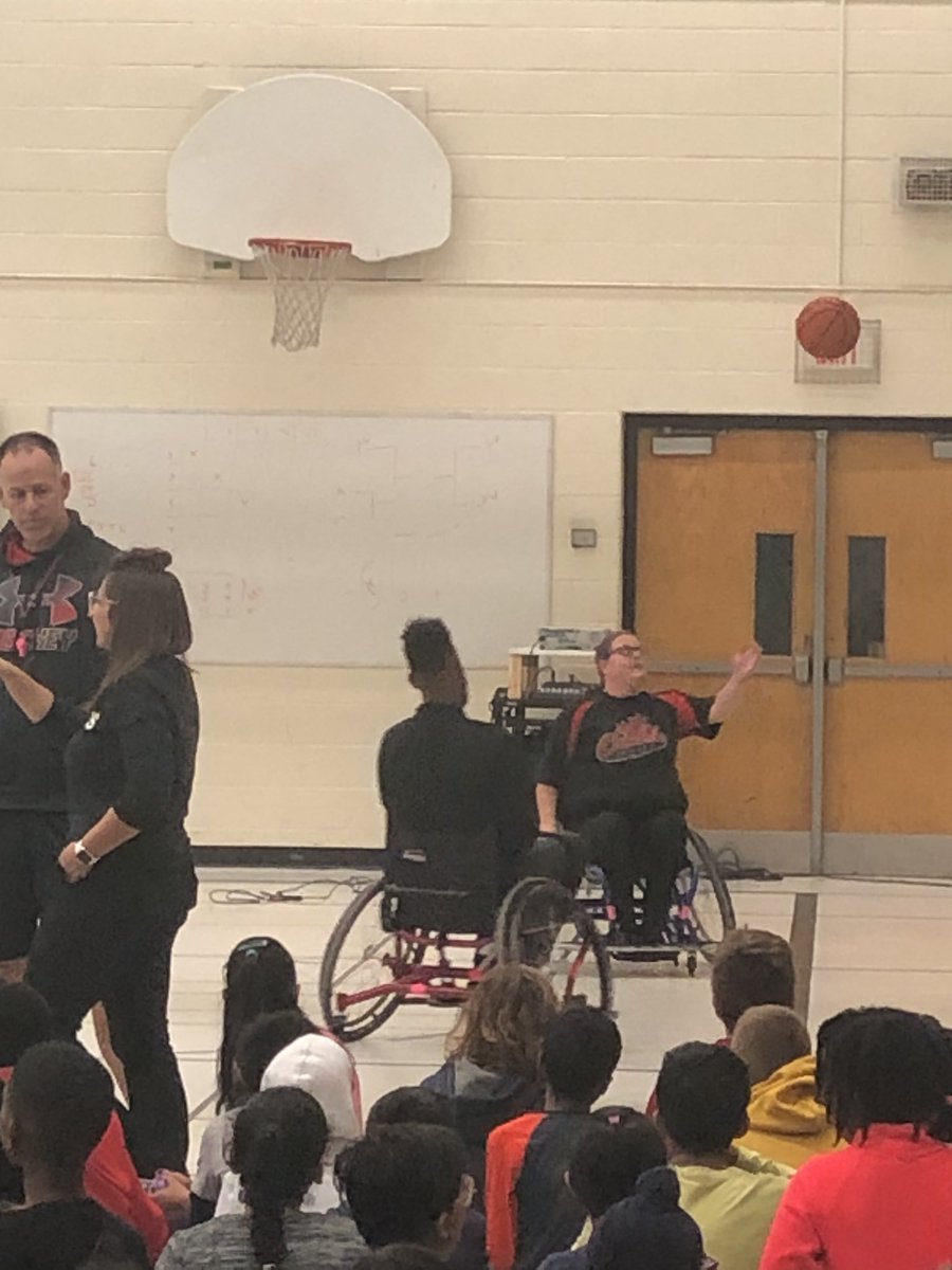 Deb SolomonShirley tweet media