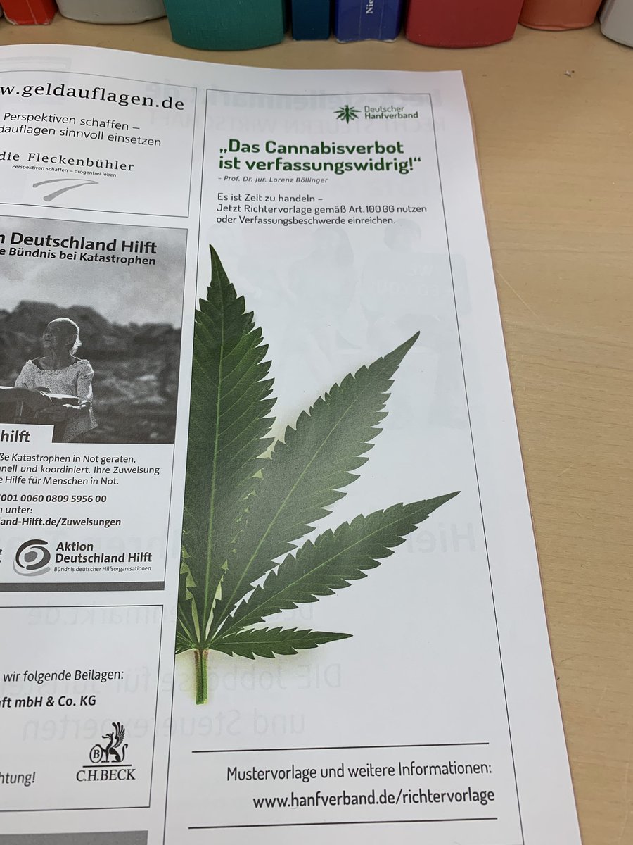 Dr_Huettl's tweet photo. „Das Cannabisverbot ist verfassungswidrig“

@hanfverband in, Neue Zeitschrift für Strafrecht, #NStZ 10/2019

Mustervorlage Normenkontrollantrag:
👀 https://t.co/casijLUuqp
#Justizoffensive https://t.co/8WRuaIy29w