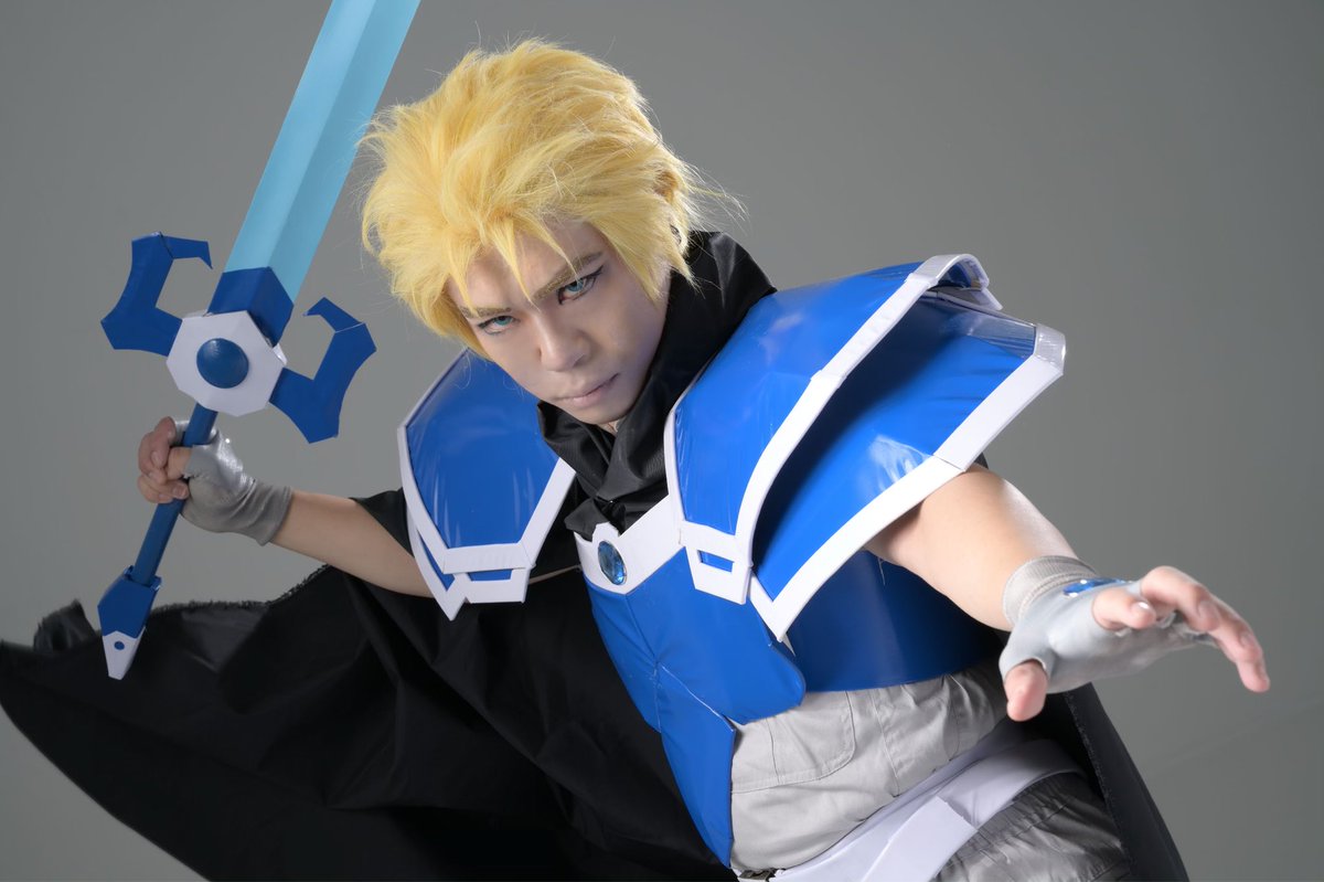 どぺろ 魔法剣士レイアース 剣闘師ラファーガ Photo Mjimax ピン写もあげちゃう 鎧と剣頑張って作ったので見てほしいです ワガママ言って洗脳前後で撮ってもらいました また機会があればラファーガ出したいな レイアース 令和ース