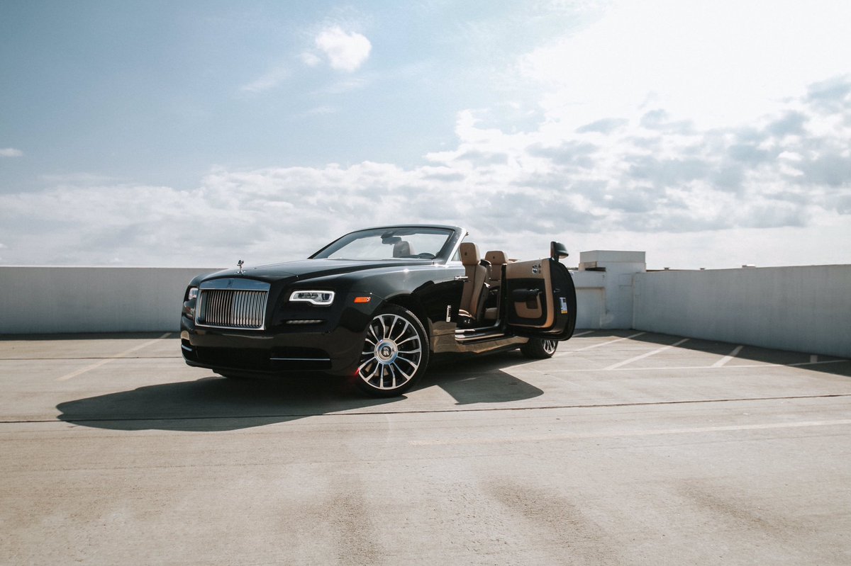 The 2019 #RollsRoyce Dawn in Black Diamond 🖤💎 #RollsRoyceCLE