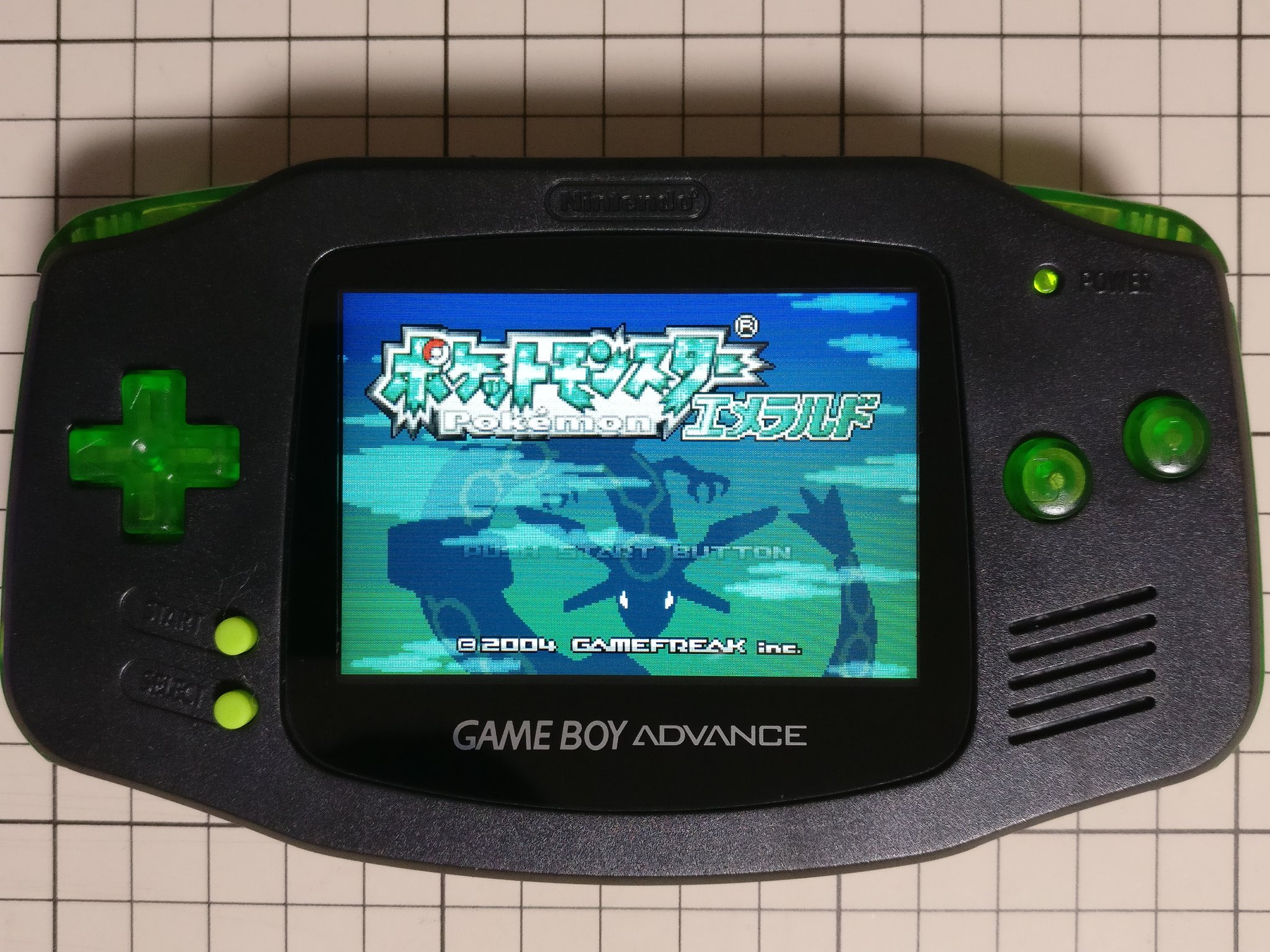 がいと ぼくのかんがえたさいきょうのgba やーっと完成しました Ips液晶 サウンドアンプモジュール 電源のバッテリー化 クロックアップ機能など現状gba用に存在するmodを全て詰め込んでいます T Co 2h2nxttzpo Twitter