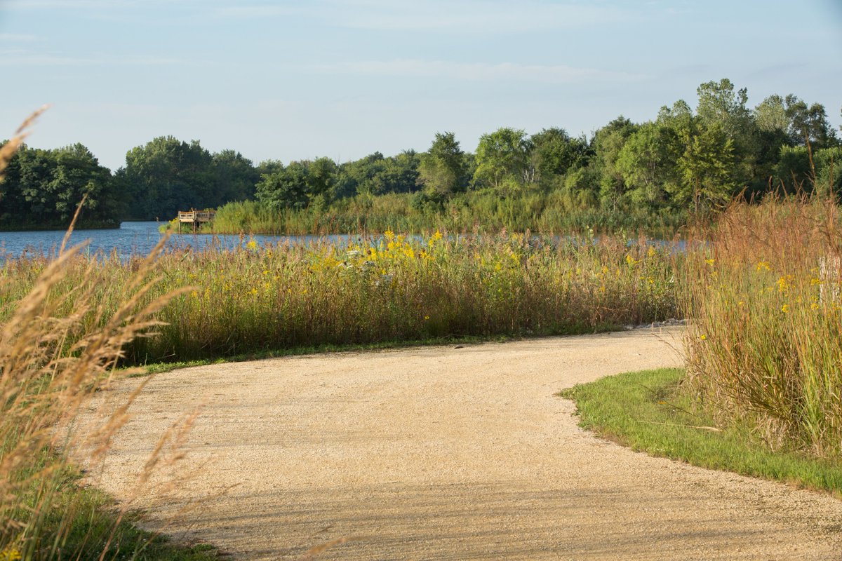 clthreeoaks's tweet photo. Enjoy a beautiful Fall day on the walking trails! These trails remain open year round during regular park hours. Open daily from 6:30 AM to Sunset. https://t.co/FxdNVsMd0N