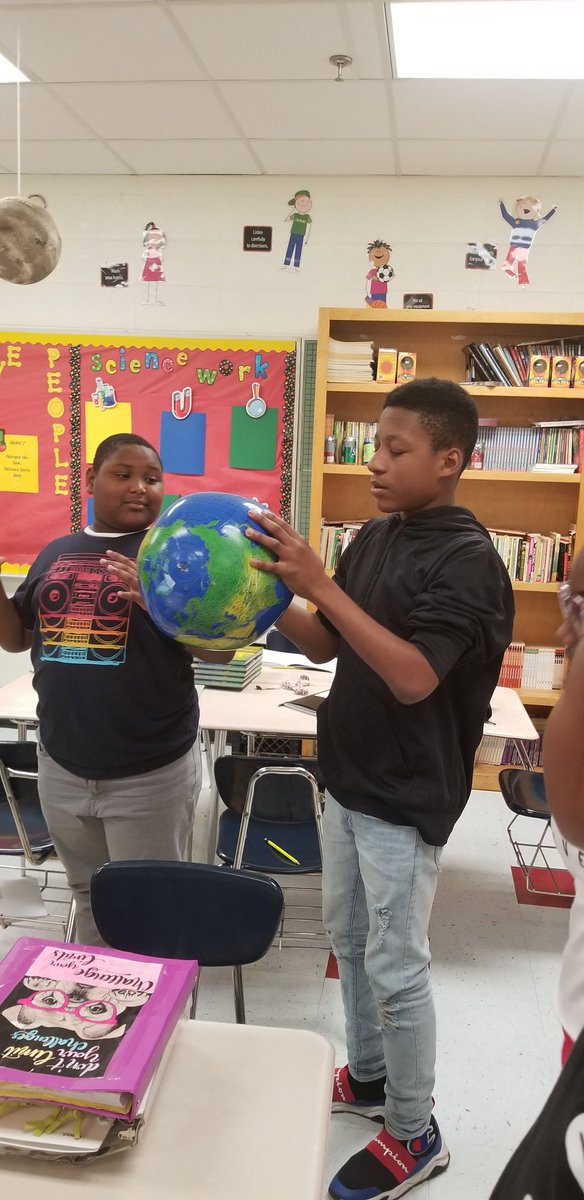 sheryl_c_1908's tweet photo. Earth Science - where you can have the WHOLE WORLD in your hands!!!
#leaningisfun #mapglobeskills
#AMSTI https://t.co/WC7HxRNjKb