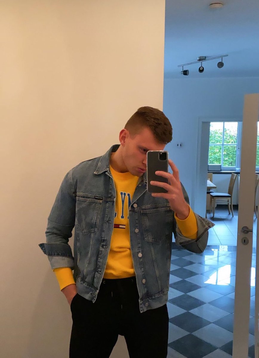 mastermatt1995's tweet photo. Look what daddy got today 😉😉 good little piggy..

#paypig #findom #cashfag #cashcow #humanatm #straight #tribute #cashgod #alphamaster #daddy https://t.co/HImulzaijc