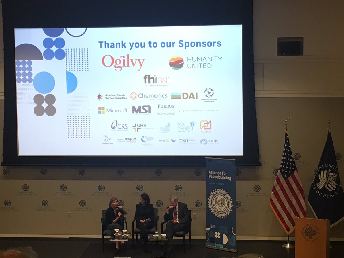 AmerSolidariaUS's tweet photo. Young people are incredibly drawn to public service, not only on the local level but also the global level - what has changed is a shift away from national-level identification and service #PeaceCon2019 @USIP @AfPeacebuilding https://t.co/Qa55ZzAlGk