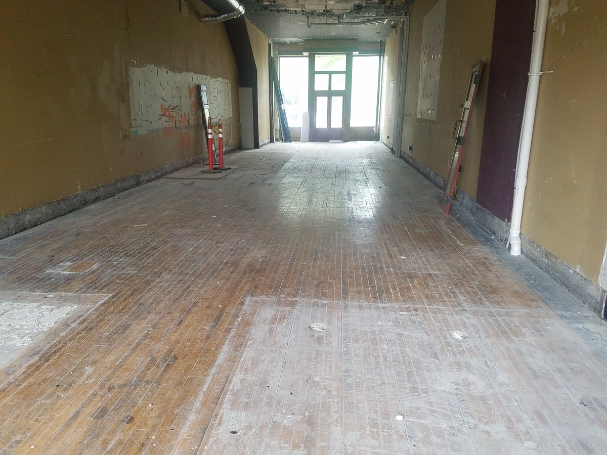 Congratulations to <a href="/Ahern/">ahern</a> on their new property at 17 S. Main Street in Fond du Lac. 

#fonddulac #bomierproperties