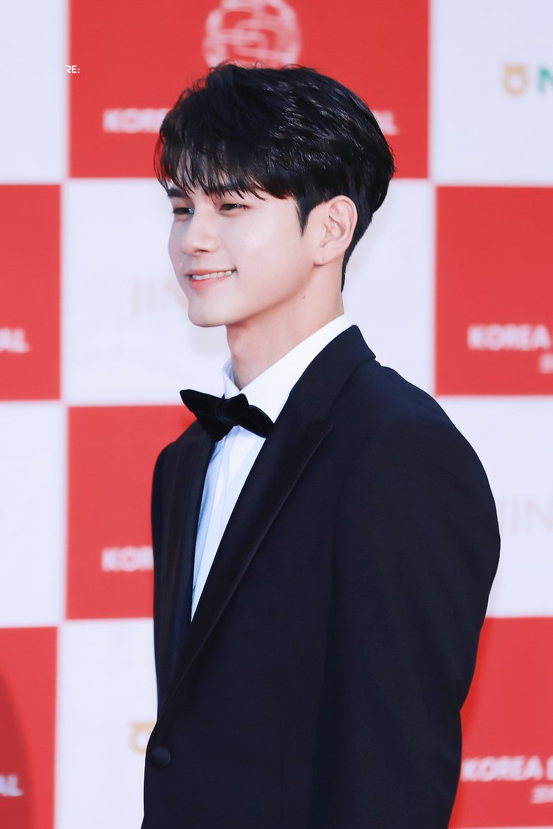 RE_ONG950825's tweet photo. 191002 💕💕 #옹성우 #ONGSEONGWU #オンソンウ  #邕圣祐 #องซองอู https://t.co/sG7XHZyPfN