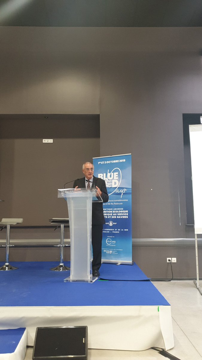 PoleMerMed's tweet photo. Hervé Guillou PDG @navalgroup "Il faut qu'on embauche 70000 personnes d'ici 10 ans dont 22000 créations net" la filière maritime, un secteur important en terme d'emploi #bluemeddays https://t.co/21Bo8IAYfS