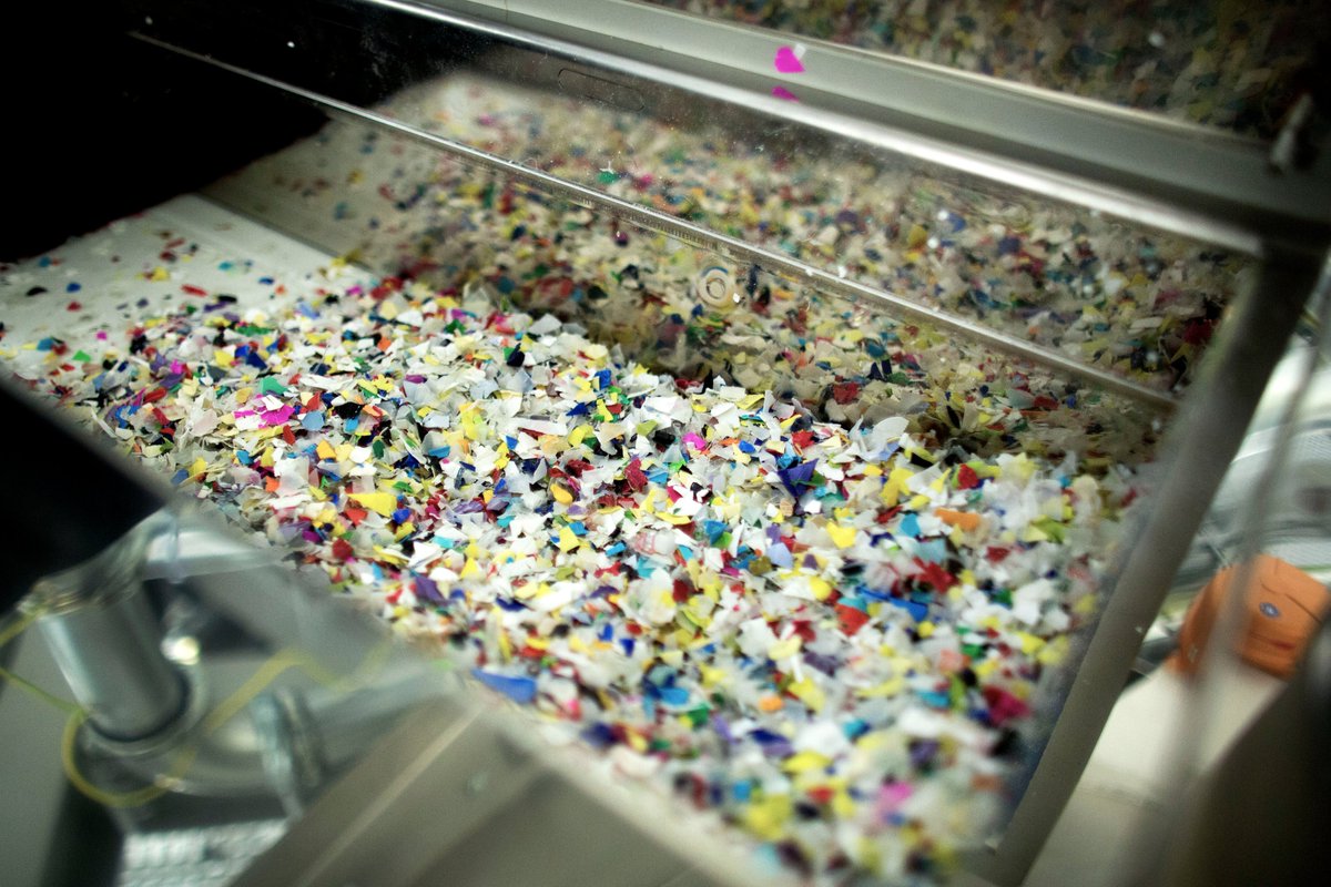 Wetgeving over biobased en gerecycled kunststof in #verpakkingen wordt strikter ervaren dan noodzakelijk. Dit wordt geconcludeerd in het onderzoek dat <a href="/TilburgU/">Tilburg University</a> in opdracht van het KIDV uitvoerde. De rapportage is vanaf vandaag beschikbaar via: bit.ly/2nFrfpE