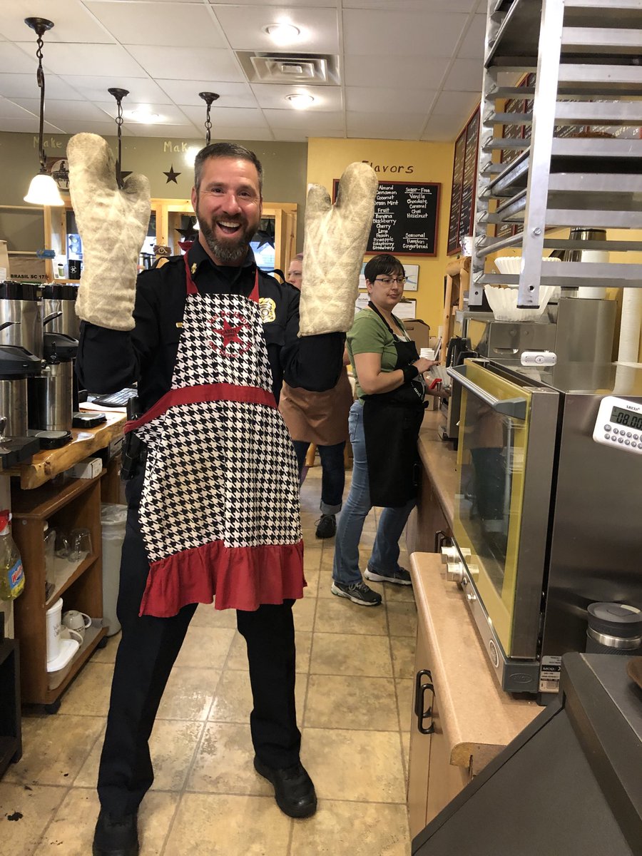 Lacrossepolice's tweet photo. The Asst Chief was removed from the register and put on oven duty...not sure if this is a promotion!  #201 #CoffeeWithACop https://t.co/GljKbudAjp