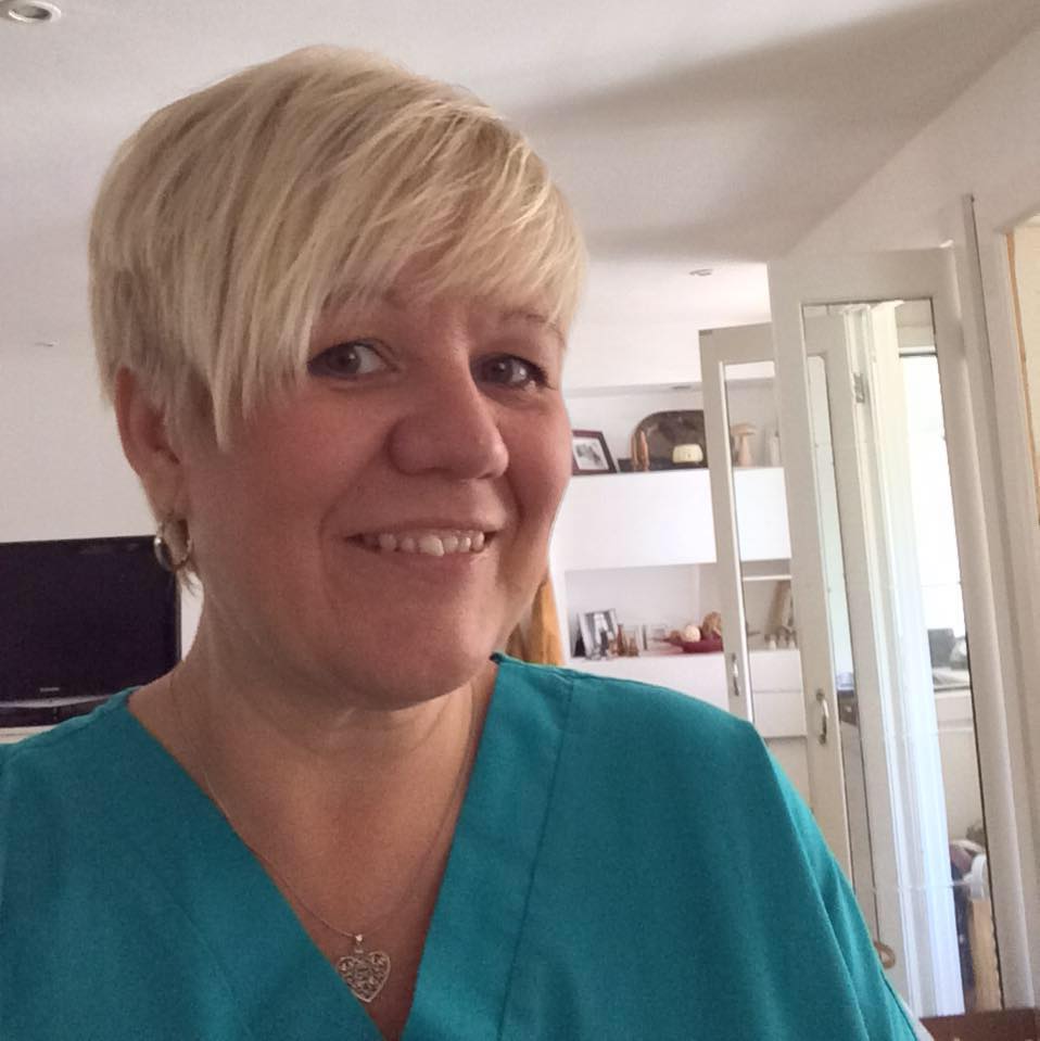 VictoriaVets_'s tweet image. Yesterday was Veterinary Receptionist Appreciation Day :D
We are receptionists, agony aunts, insurance advice, medical dispensers, cleaners, money handlers, vet assistants and much more.
Always be kind to your receptionists, they are here to help!

#receptionistday #respect #love